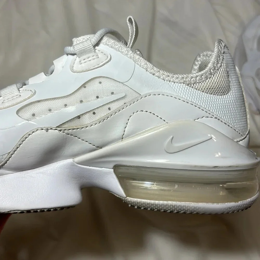 Nike Air Max Infinity 2 Triple White Women's size 8.5 - Picture 3 of 13